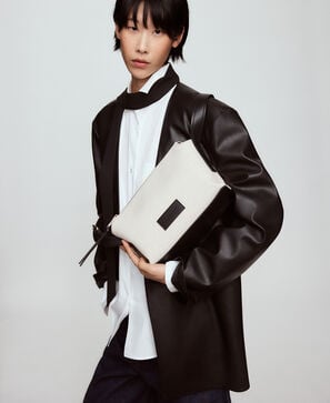 Mittlere Umh&auml;ngetasche Mica Canvas