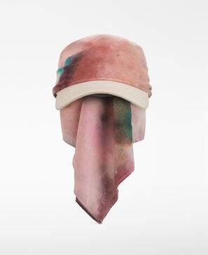 Cap with tie-dye printed scarf