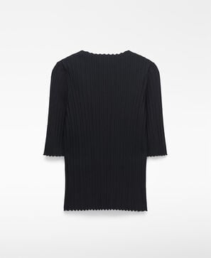 Boat neckline ribbed top
