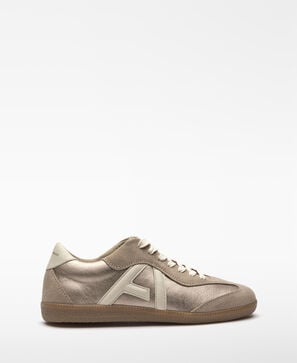 Zapatilla piel metalizada logo mujer