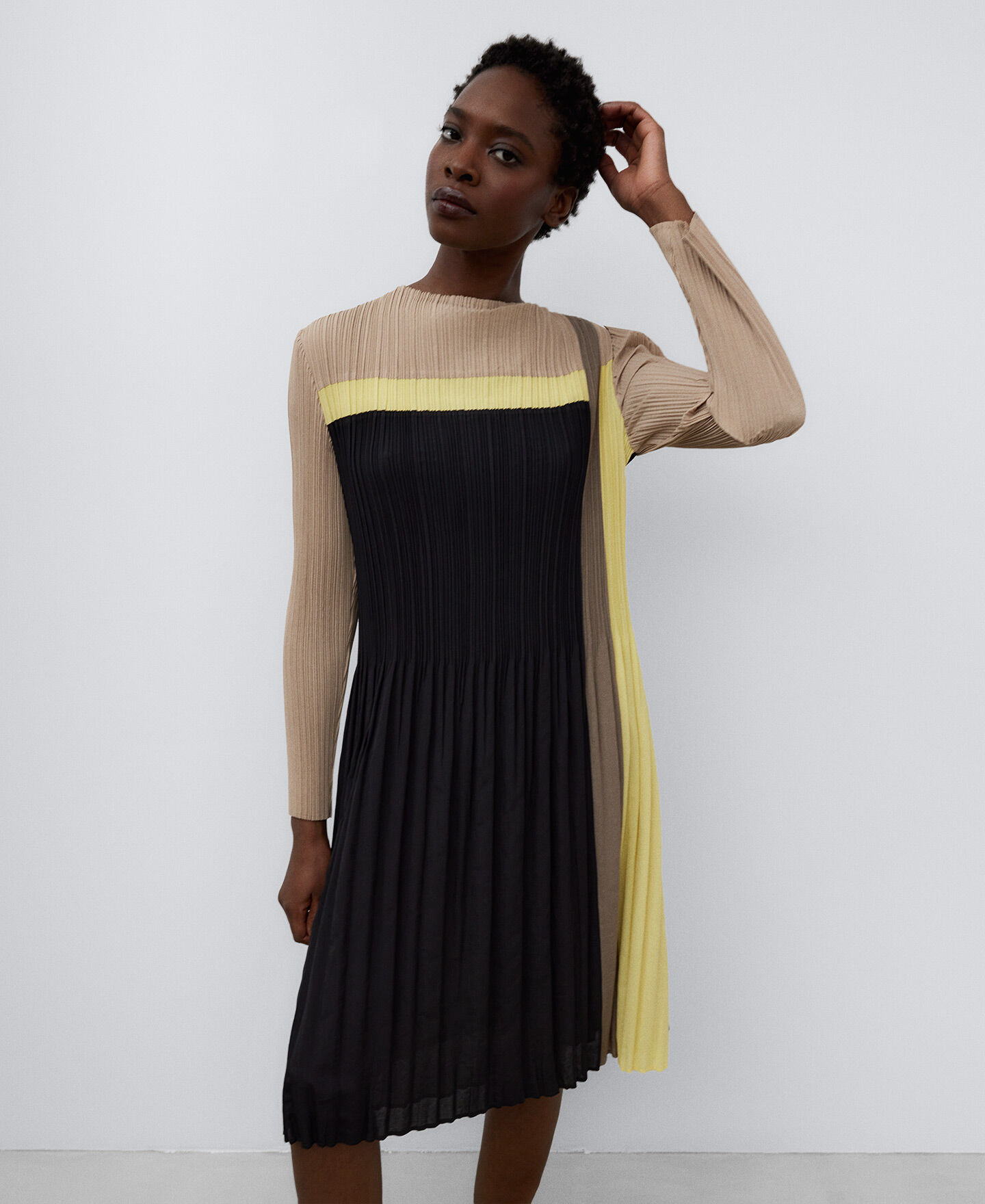 Vestido en crinkle reciclado mujer Adolfo Dom nguez