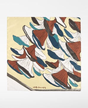 Mittleres bedrucktes Halstuch