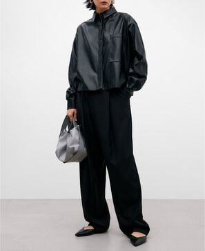 Camisa textura piel mujer