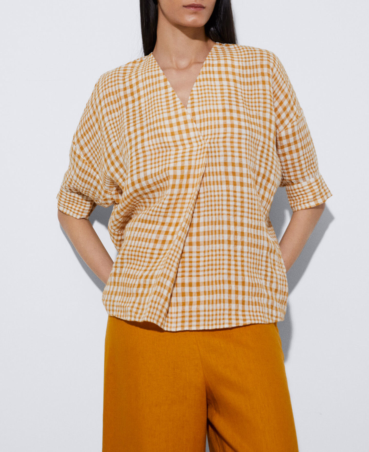 Blusas y camisas para Mujer | Primavera-Verano 22 | Adolfo Domínguez