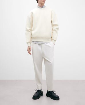 Ecru crew neckline sweatshirt