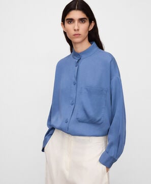 Camisa fluida com gola mao