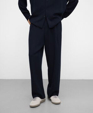 Oversize pleated trousers