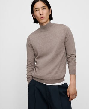 Merino wool perkins collar sweater