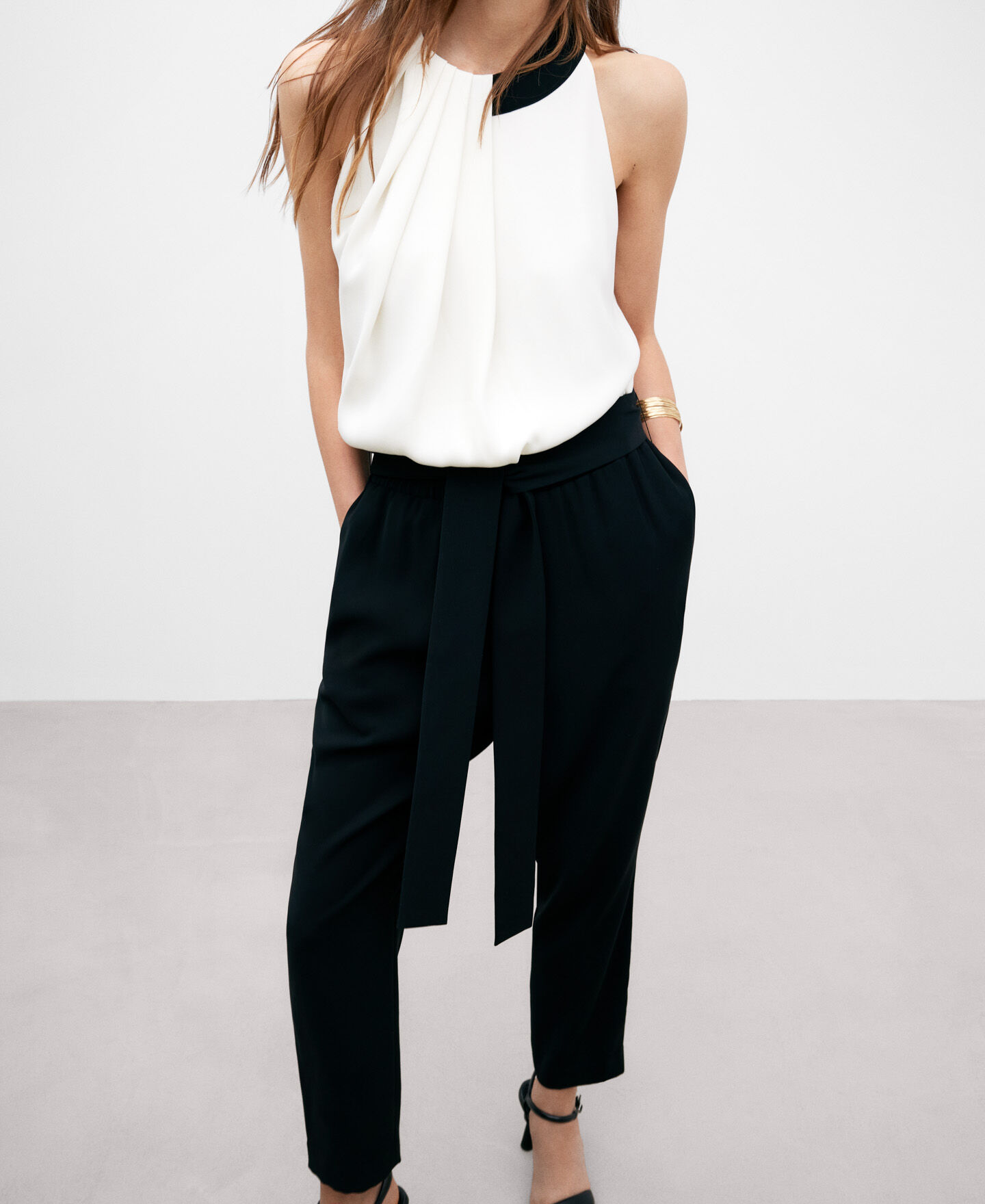 Mono blanco adolfo dominguez store