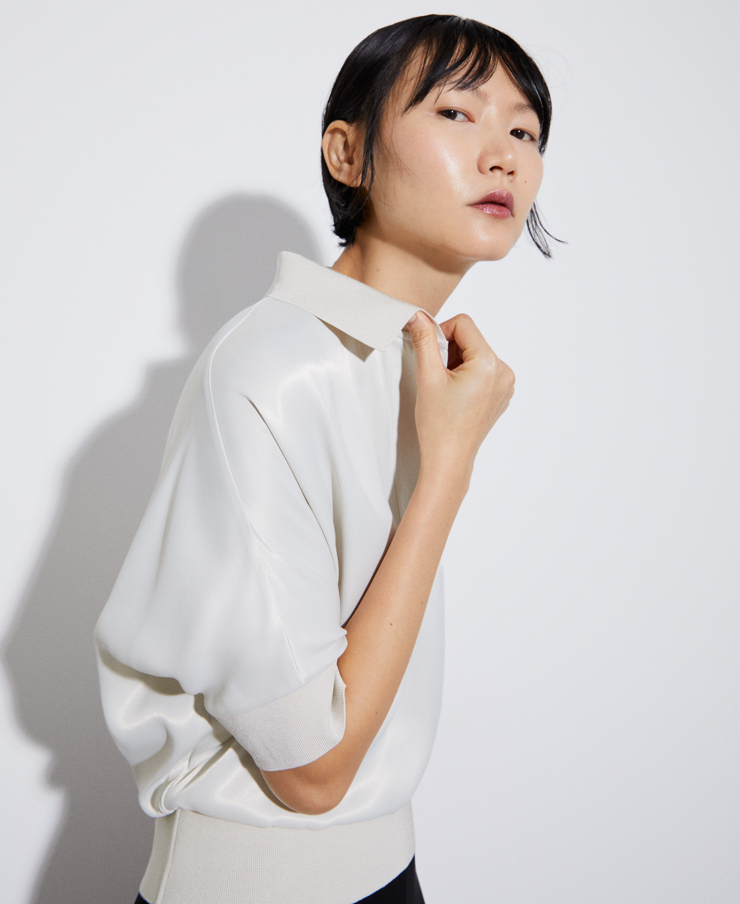 Viscose polo collar blouse image number 3