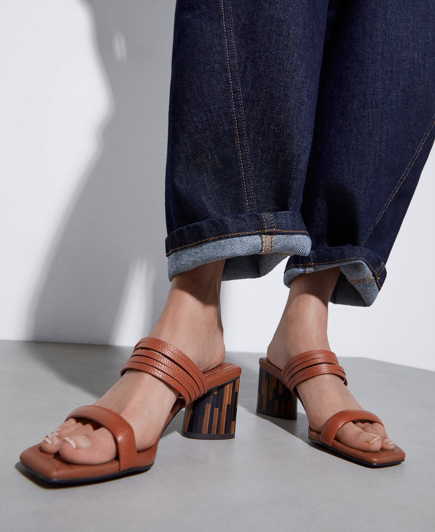 Square leather sandal with wooden heel image number 3