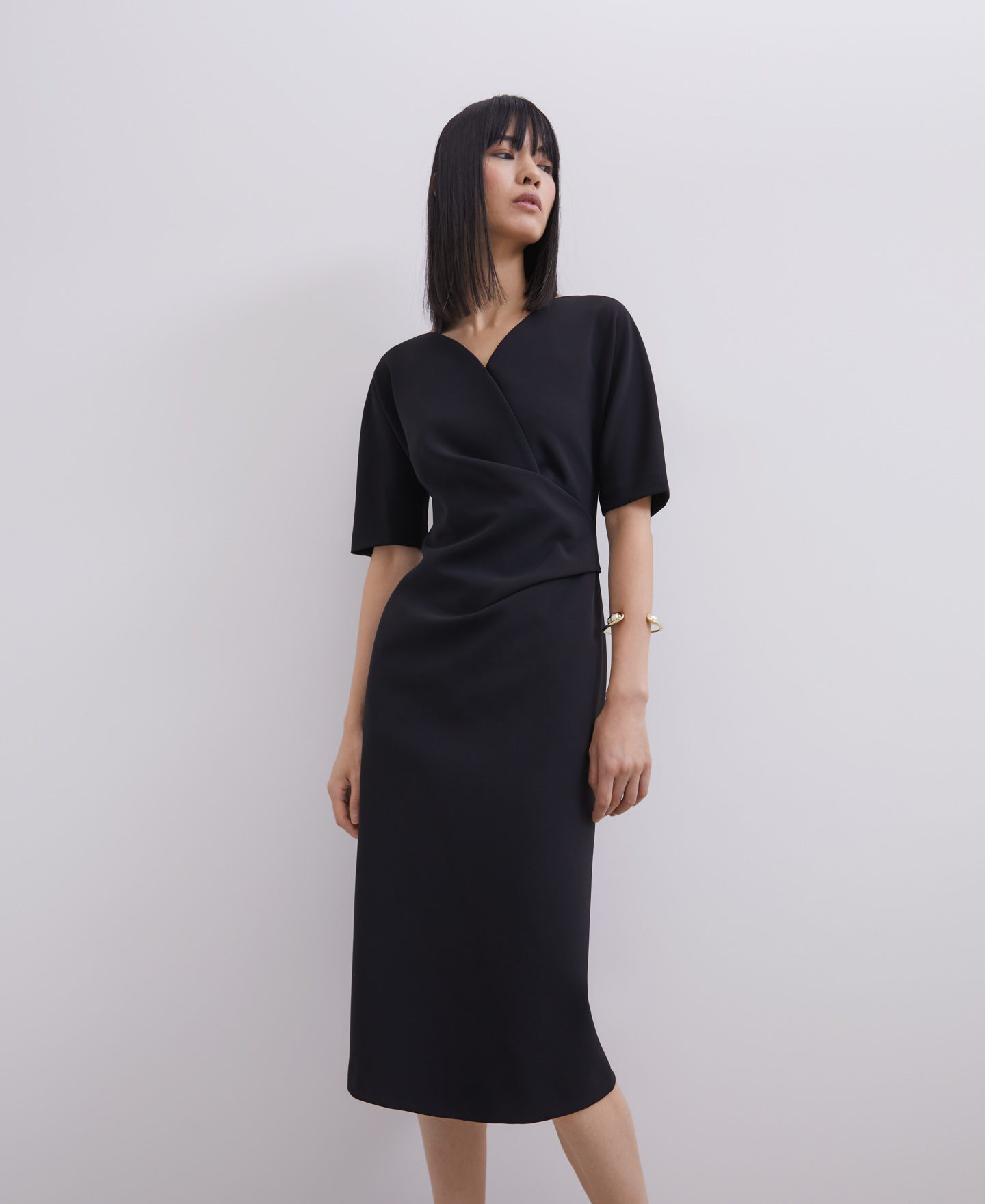 V-Neck dress image number 0