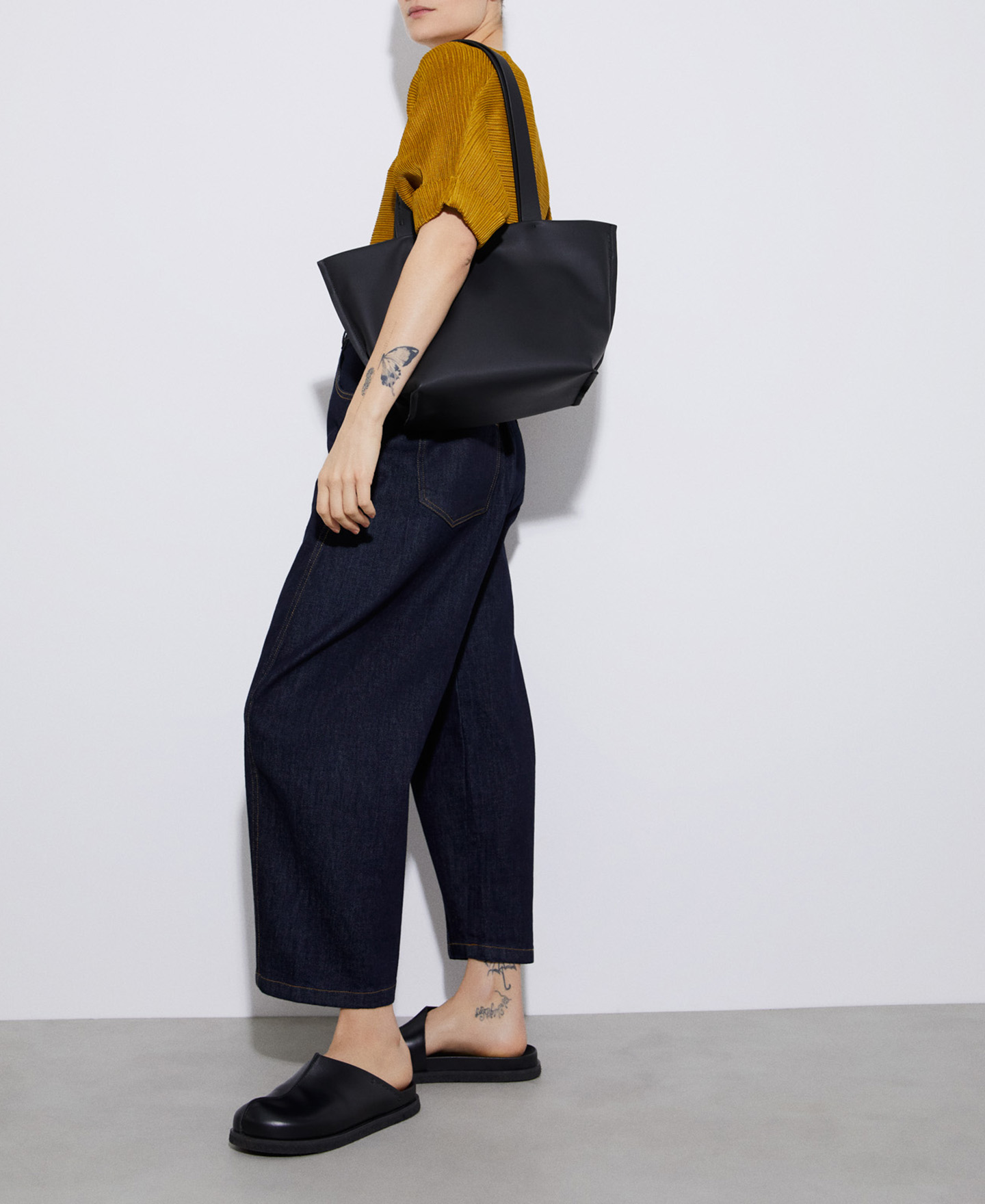 Japanese sleeve crinkle sweatshirt image number 1