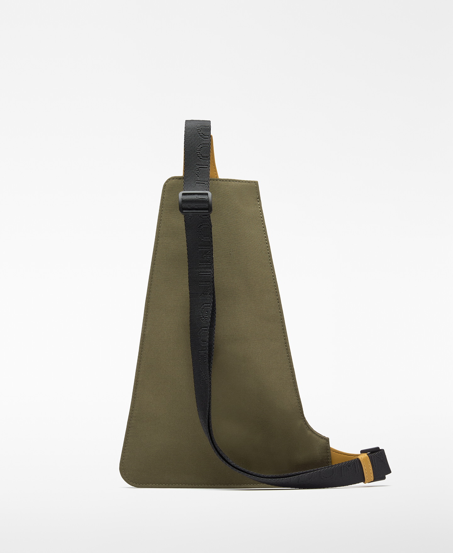 Tricolor combined crossbody image number 1