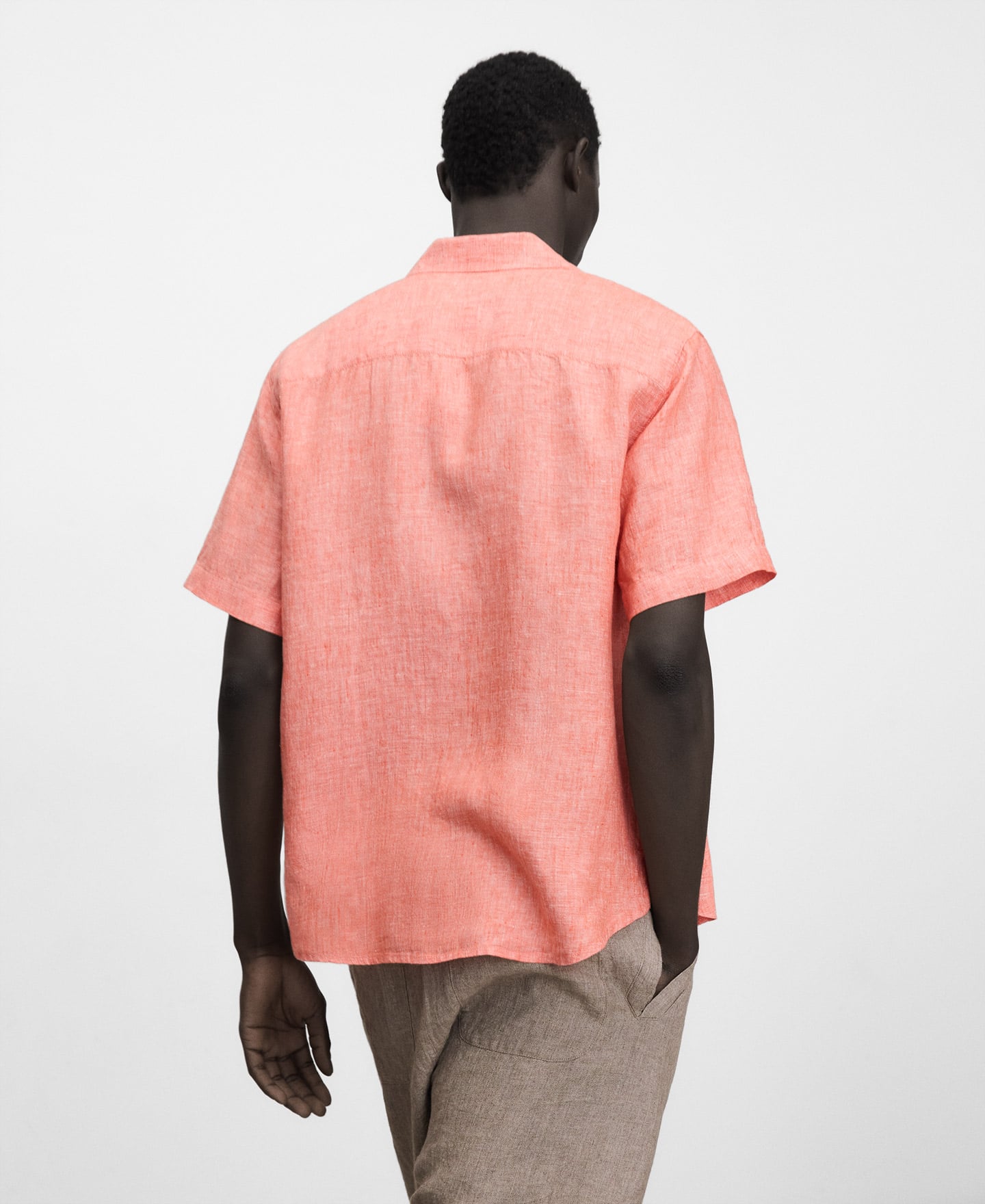 European linen bowling collar shirt image number 2