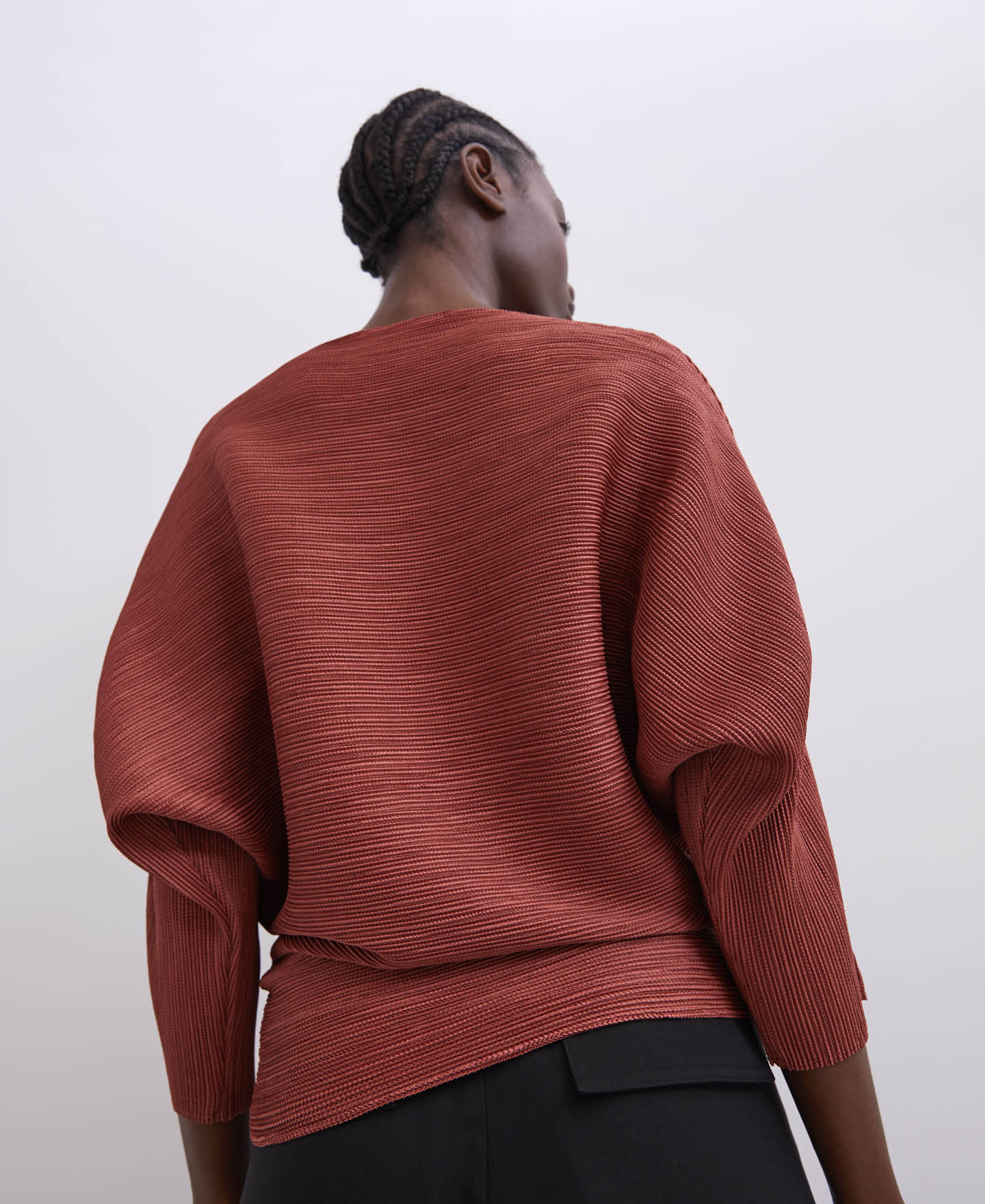 Pleated top with sleeve image number 1