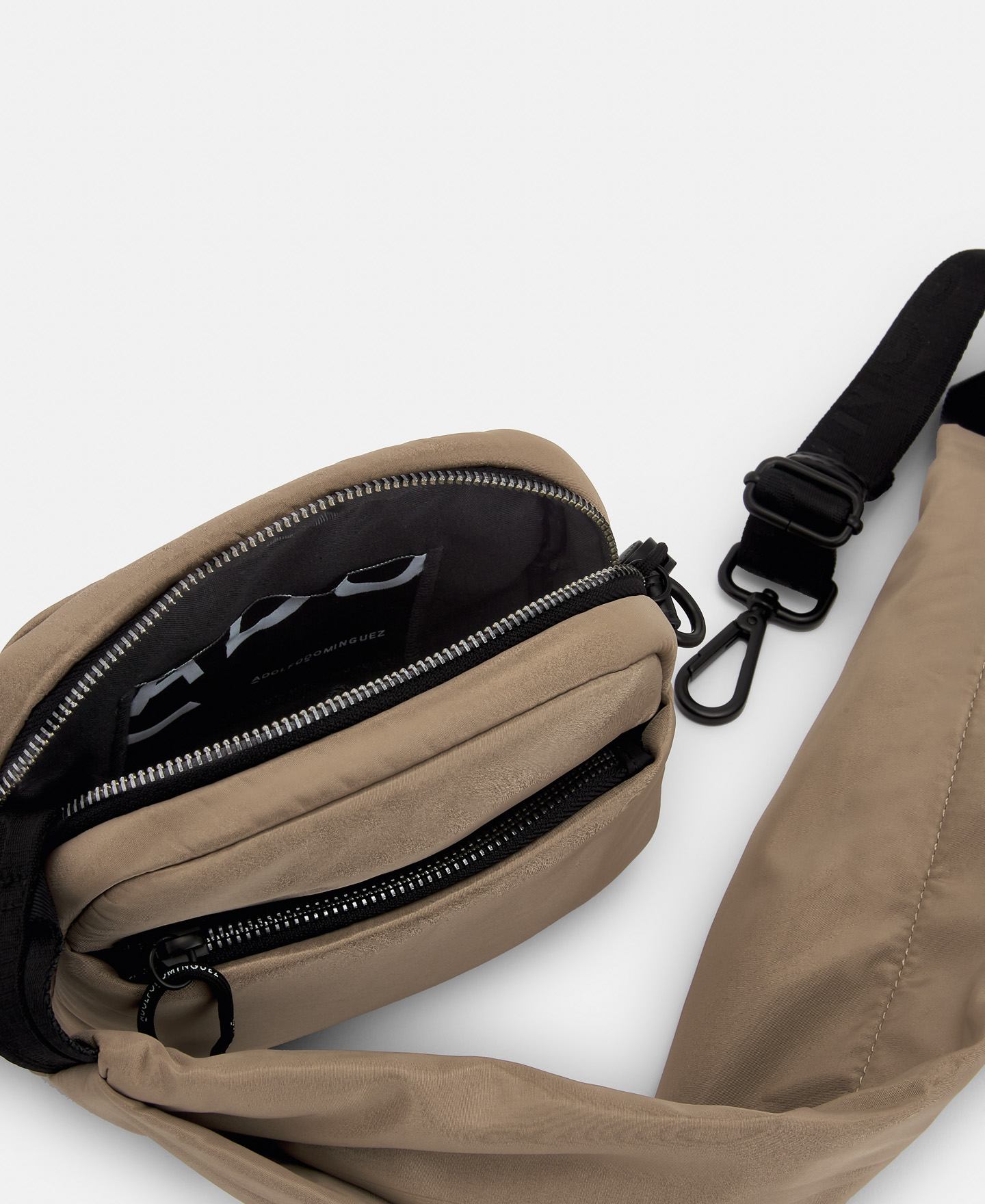 Square shoulder strap in quilted fabric image number 2