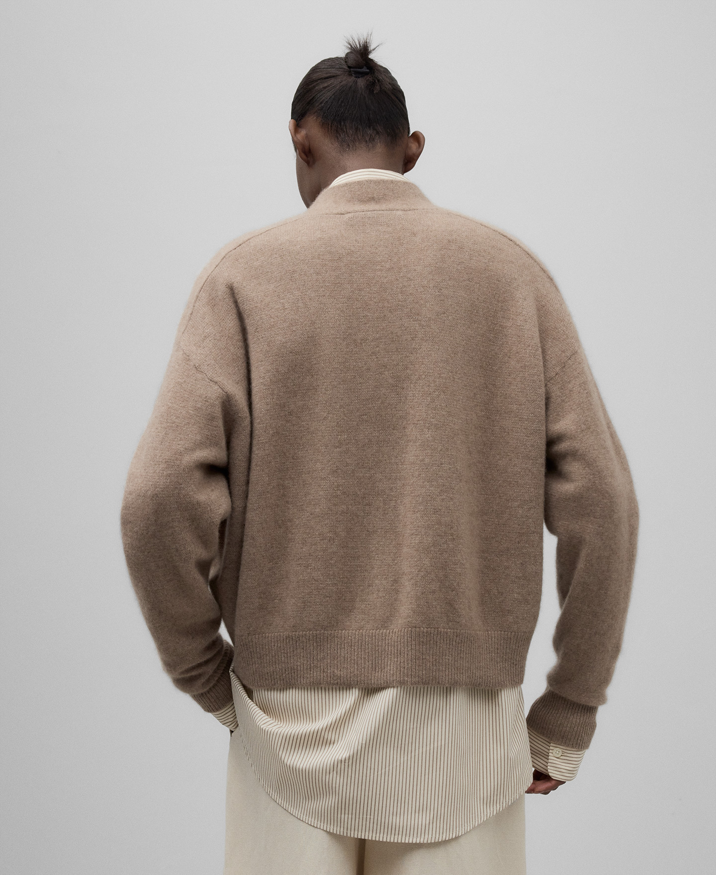 C&aacute;rdigan corto cashmere mujer image number 2