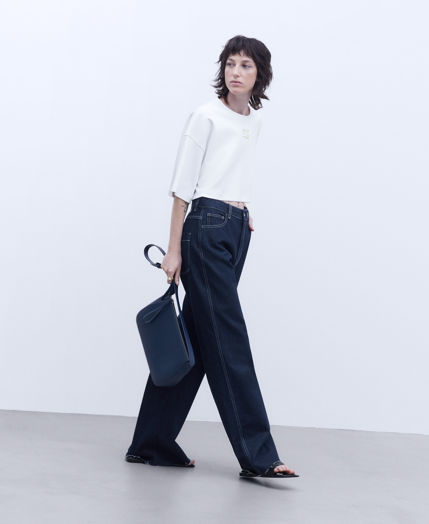 Vachetta leather shoulder bag image number 4