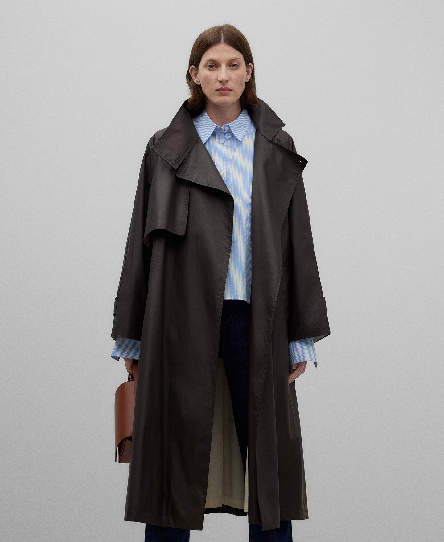 High neck cotton trench woman image number 0