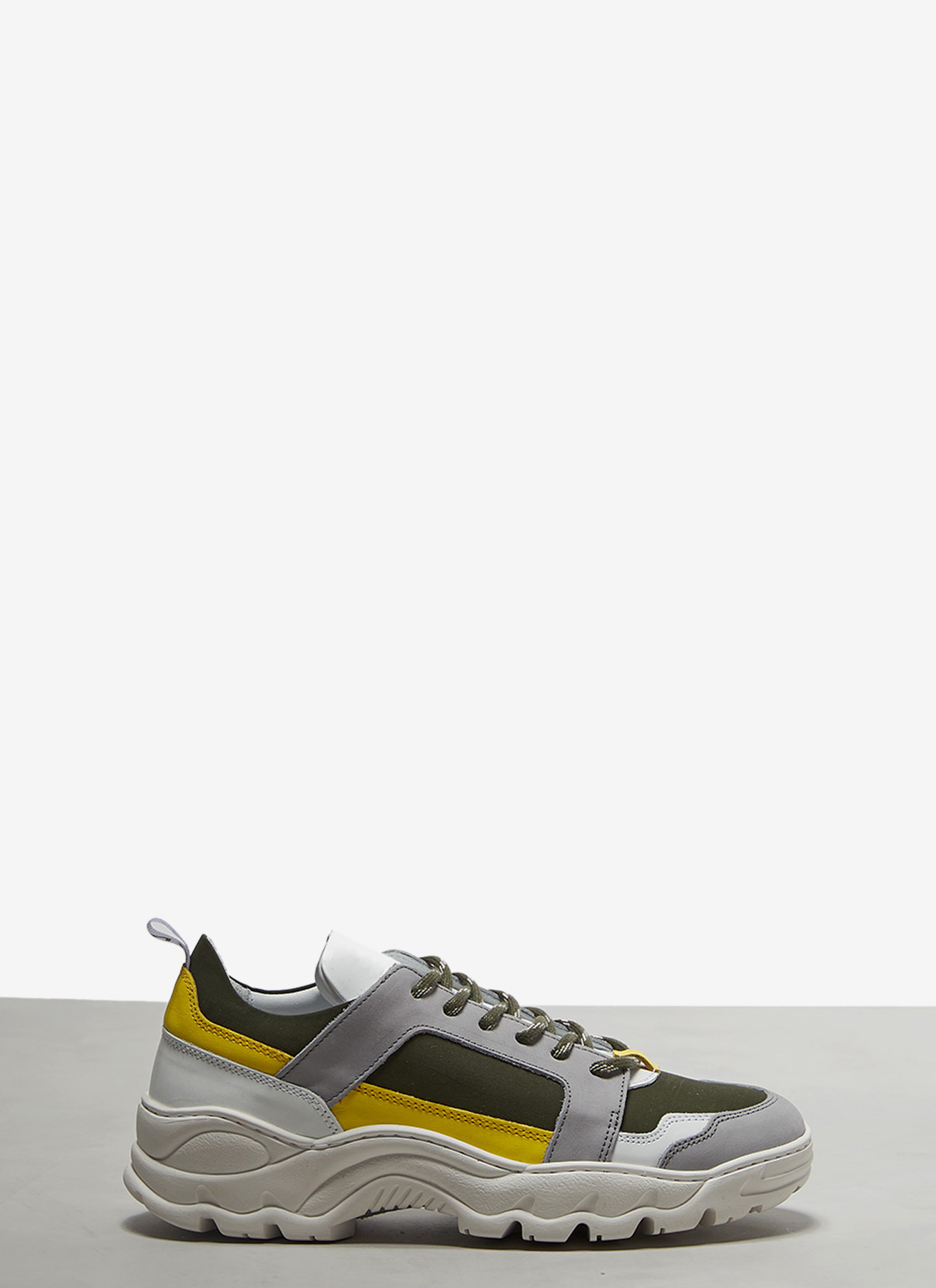 Zapatilla deportiva con track sole image number 4