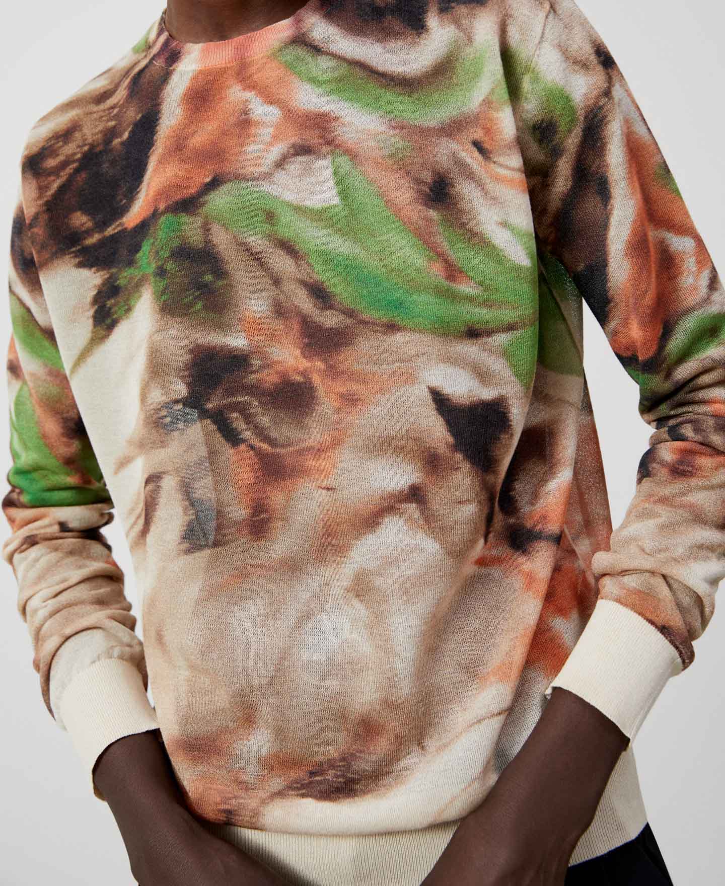 Responsible viscose printed sweater image number 3