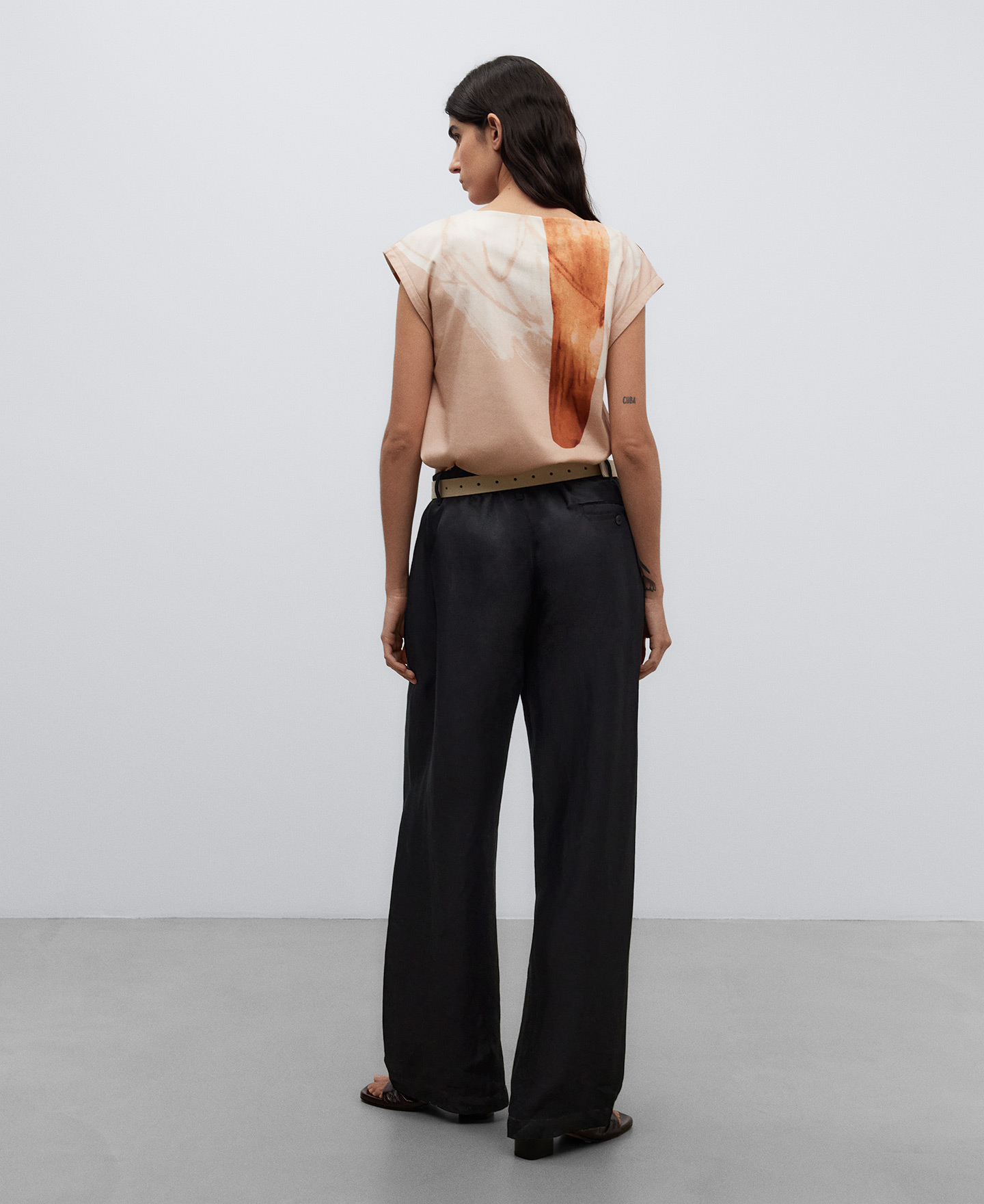 Japanese sleeve printed T-shirt woman image number 2
