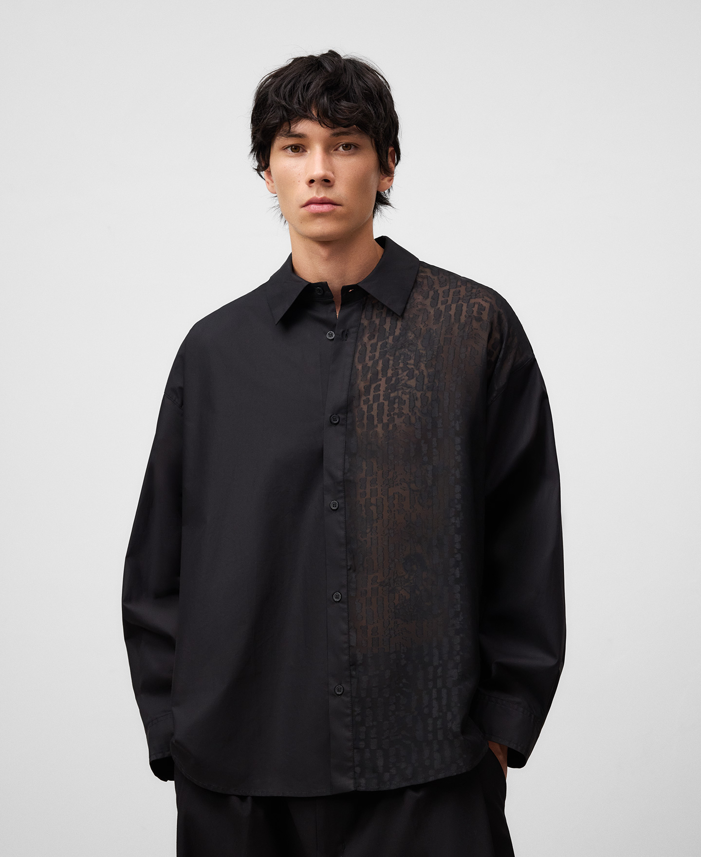 Camisa oversize devoré hombre image number 0