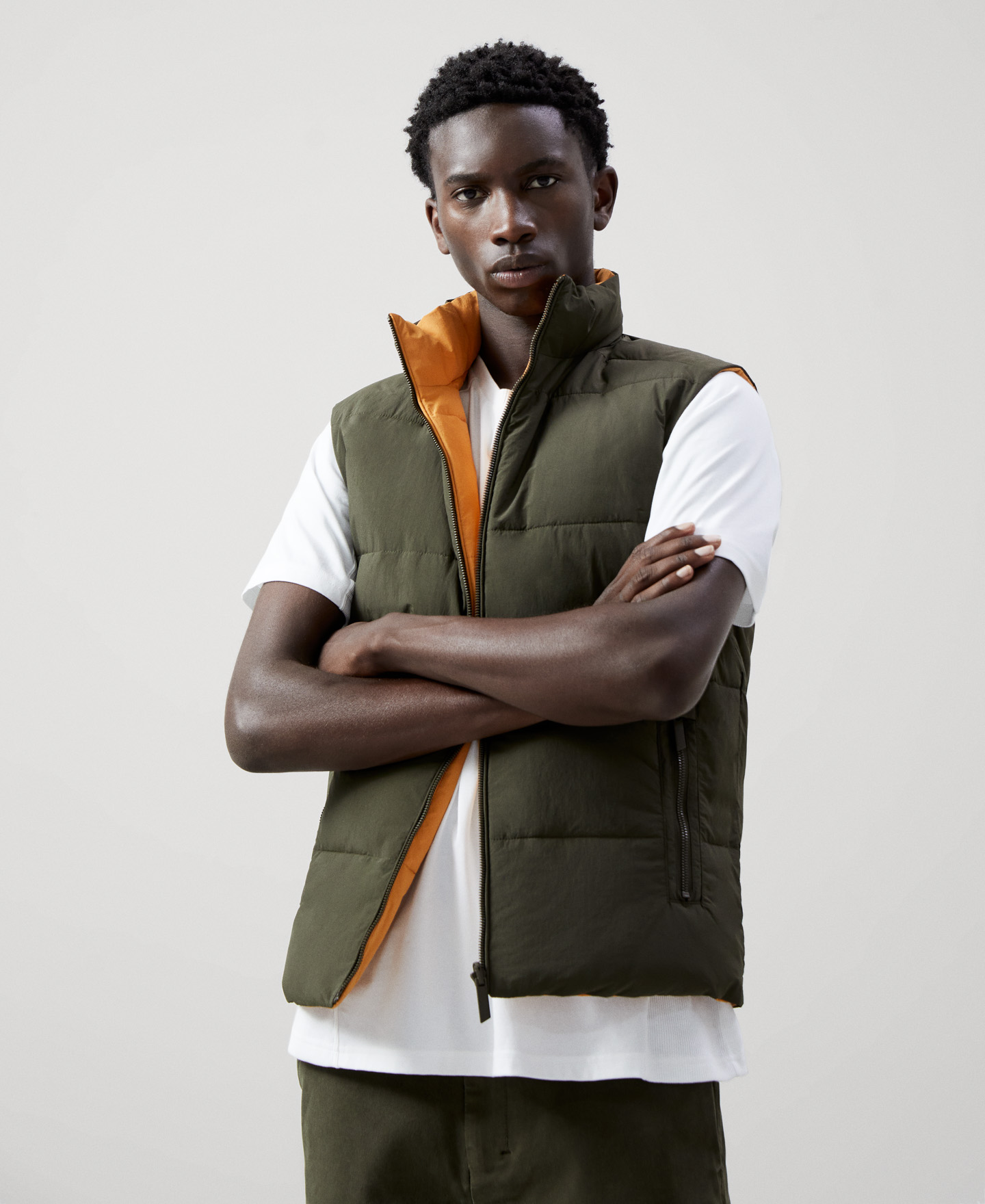 Gilet matelassé réversible en nylon image number 5