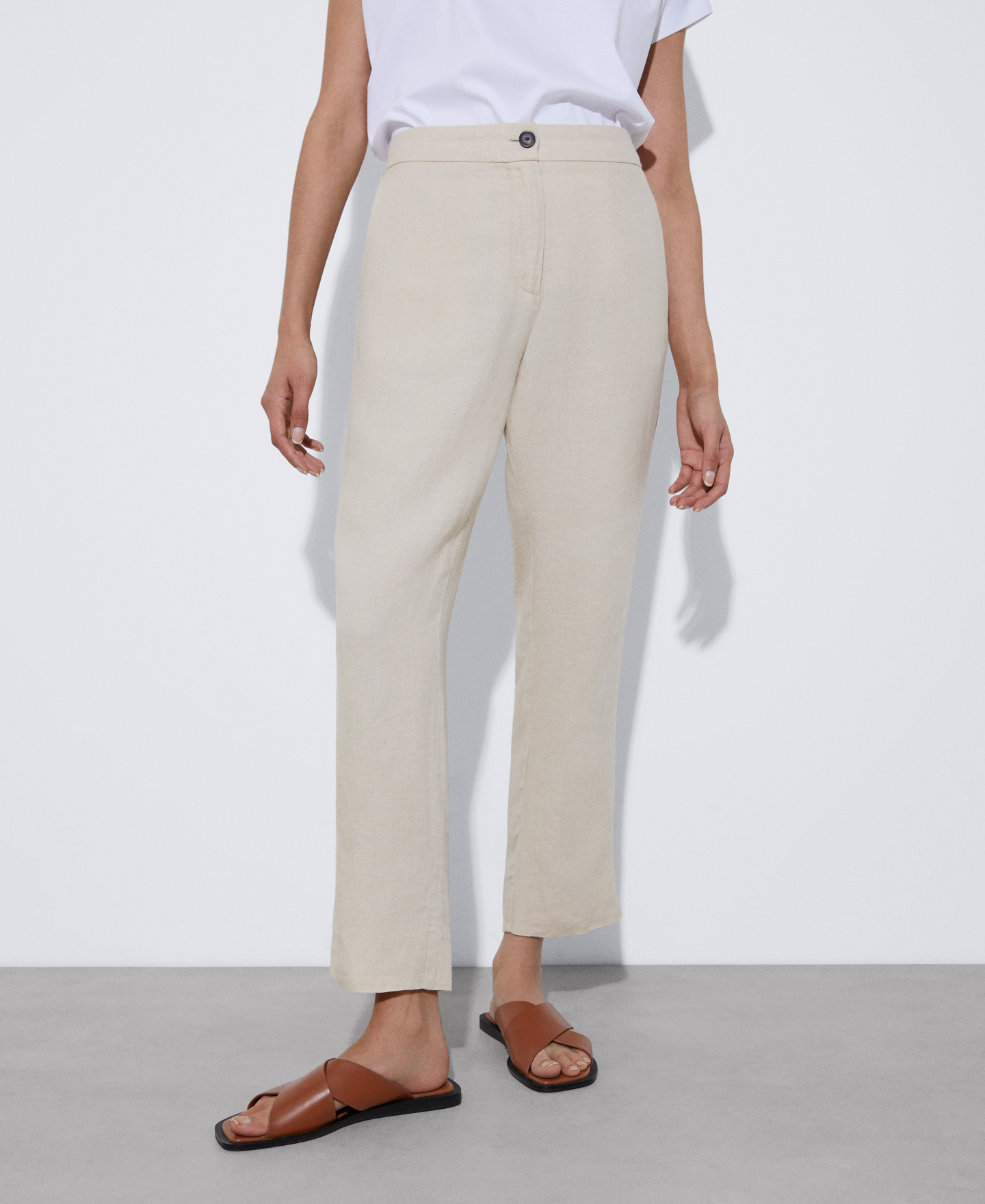 Trousers in natural European linen image number 0