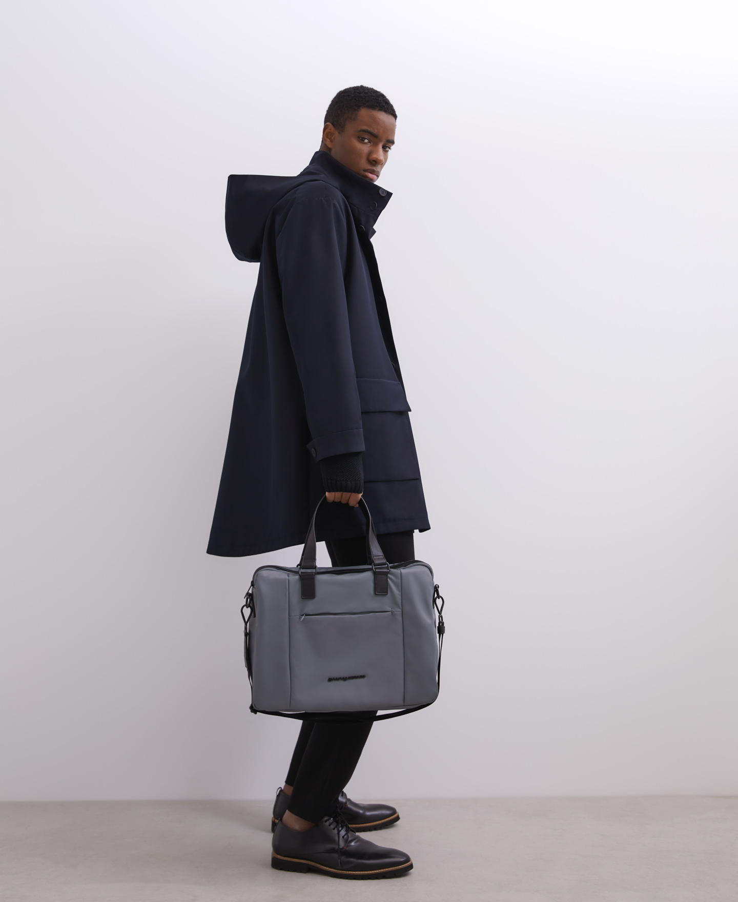 Double handle nylon briefcase image number 3