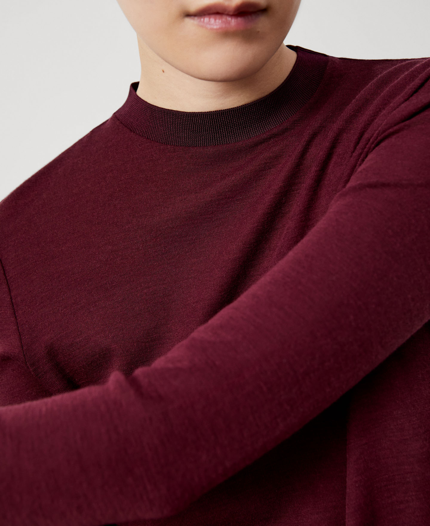 Long sleeve merino wool sweater image number 3