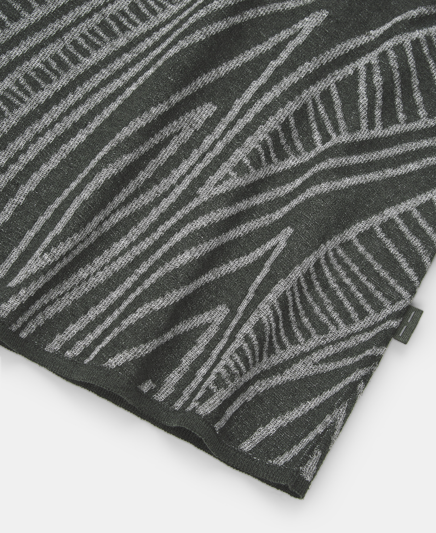 Top verde en jacquard de lino image number 4