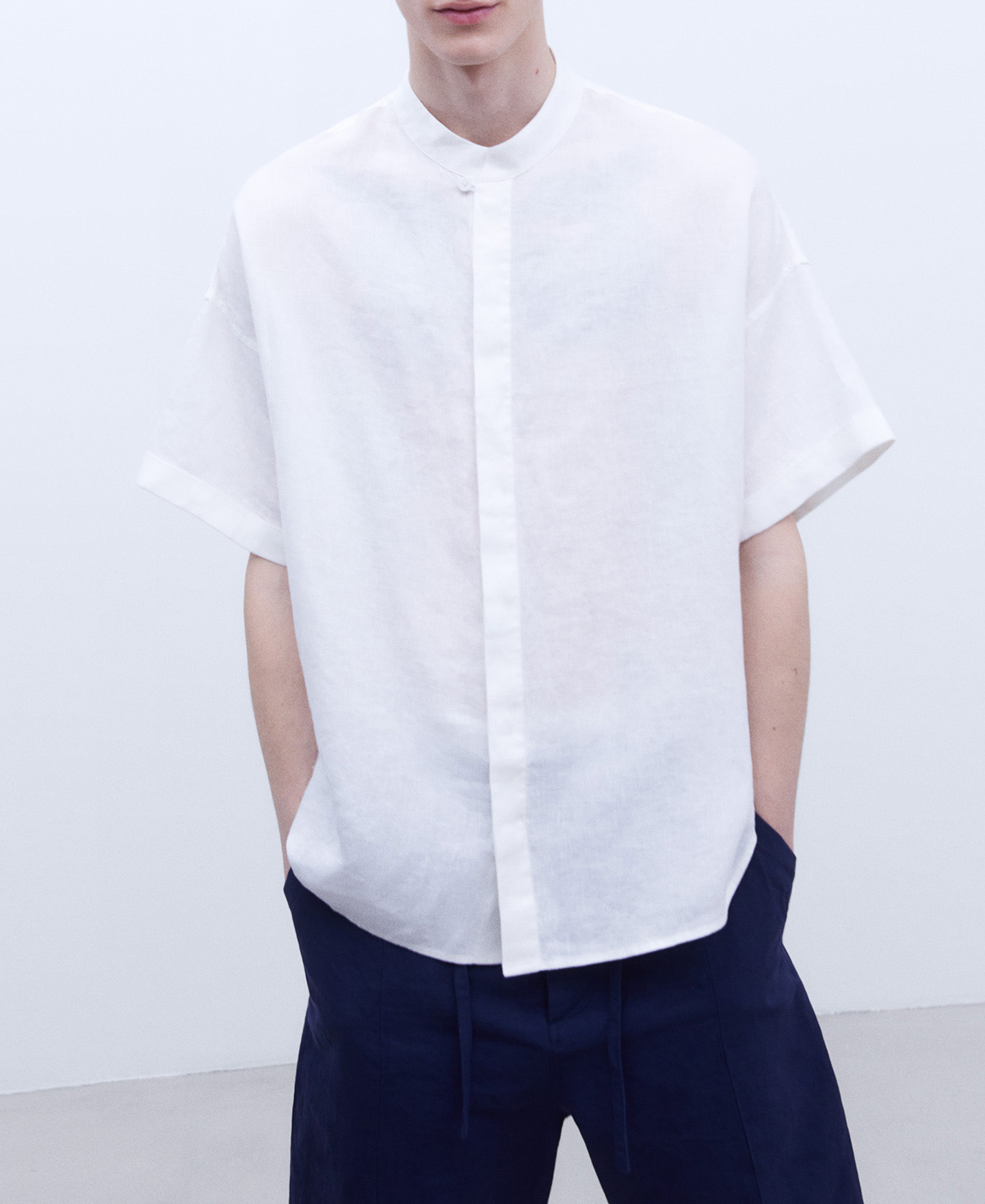 European linen short sleeve shirt image number 0