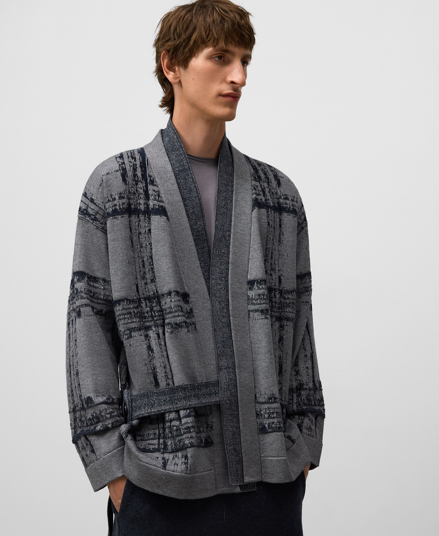 Jacquard knit kimono jacket man image number 0