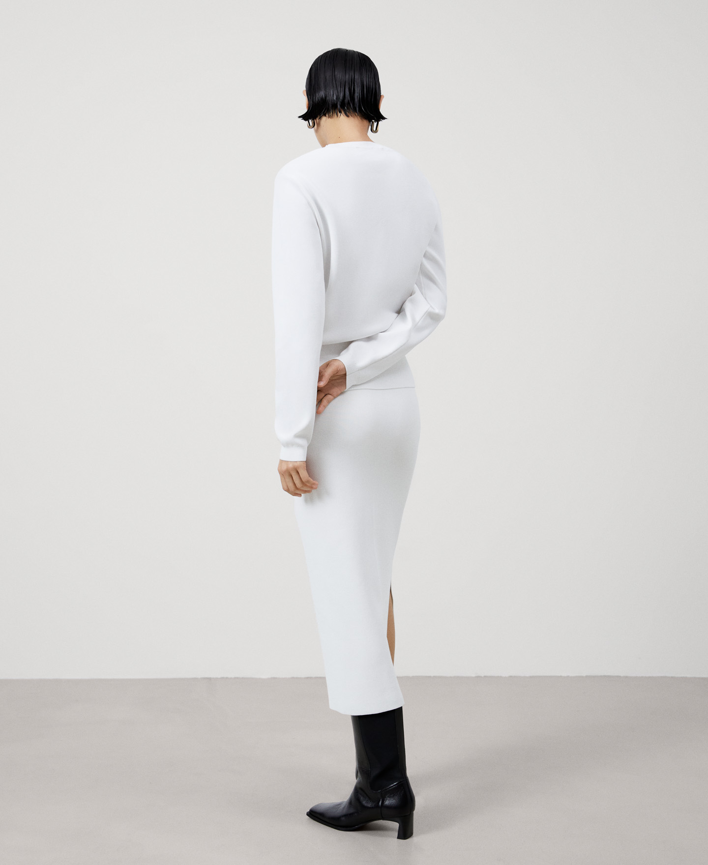 Recycled nylon knitted sweater image number 2