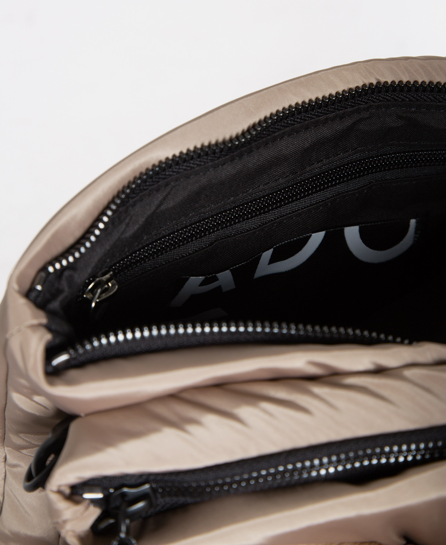 Nylon double gusset shoulder bag image number 2