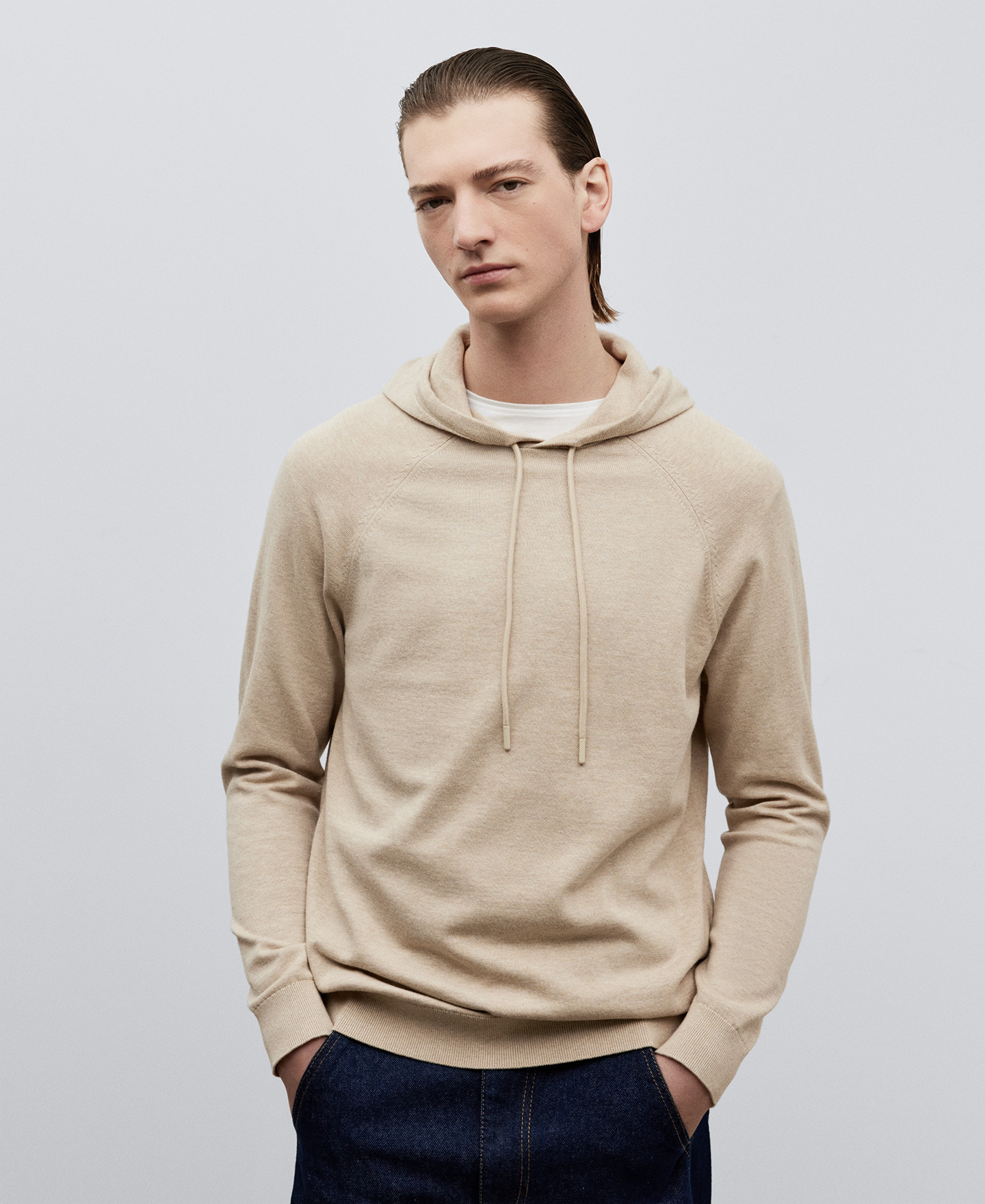 Knit hoodie man image number 0