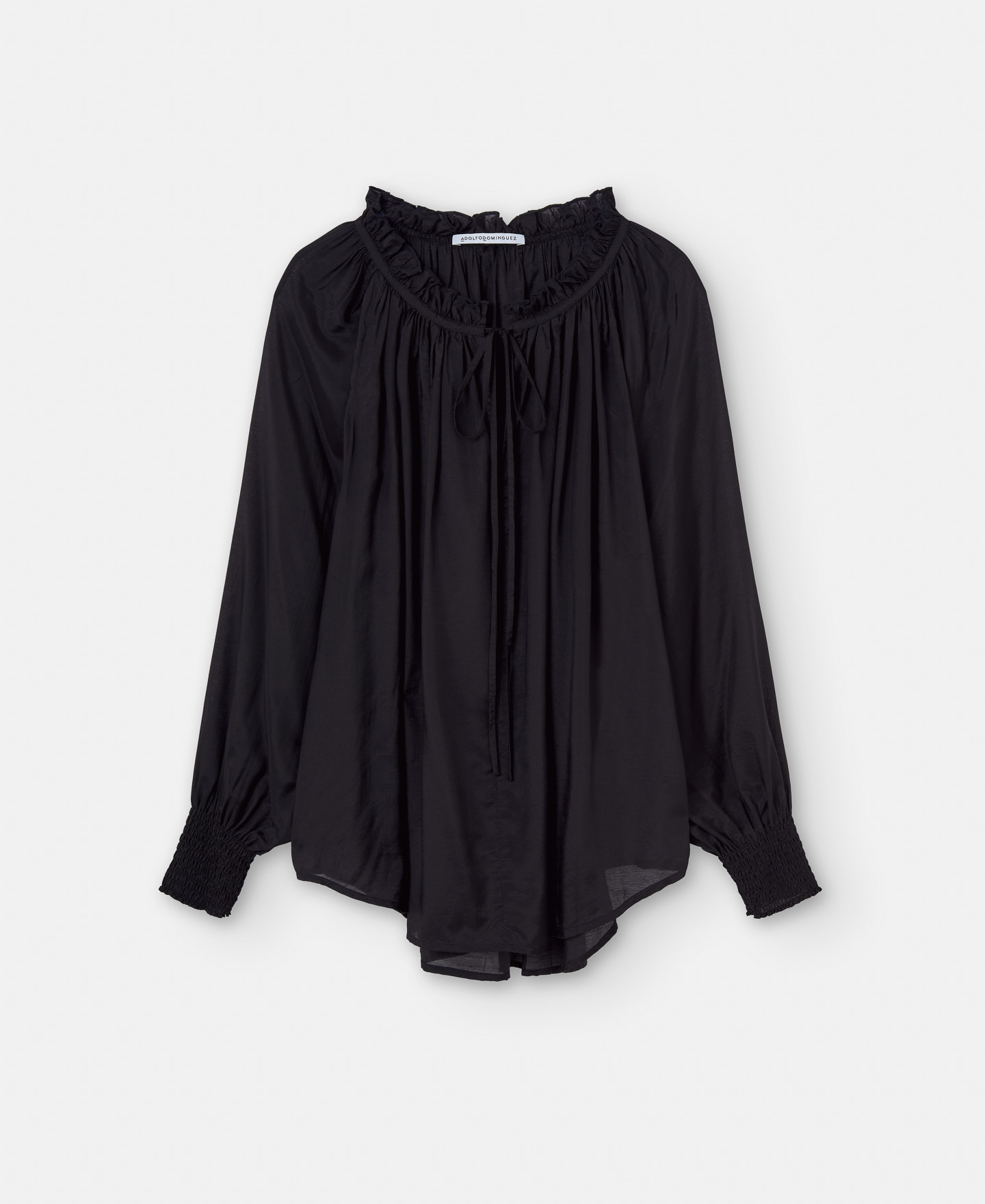 Blusa fruncida con mangas abullonadas image number 4