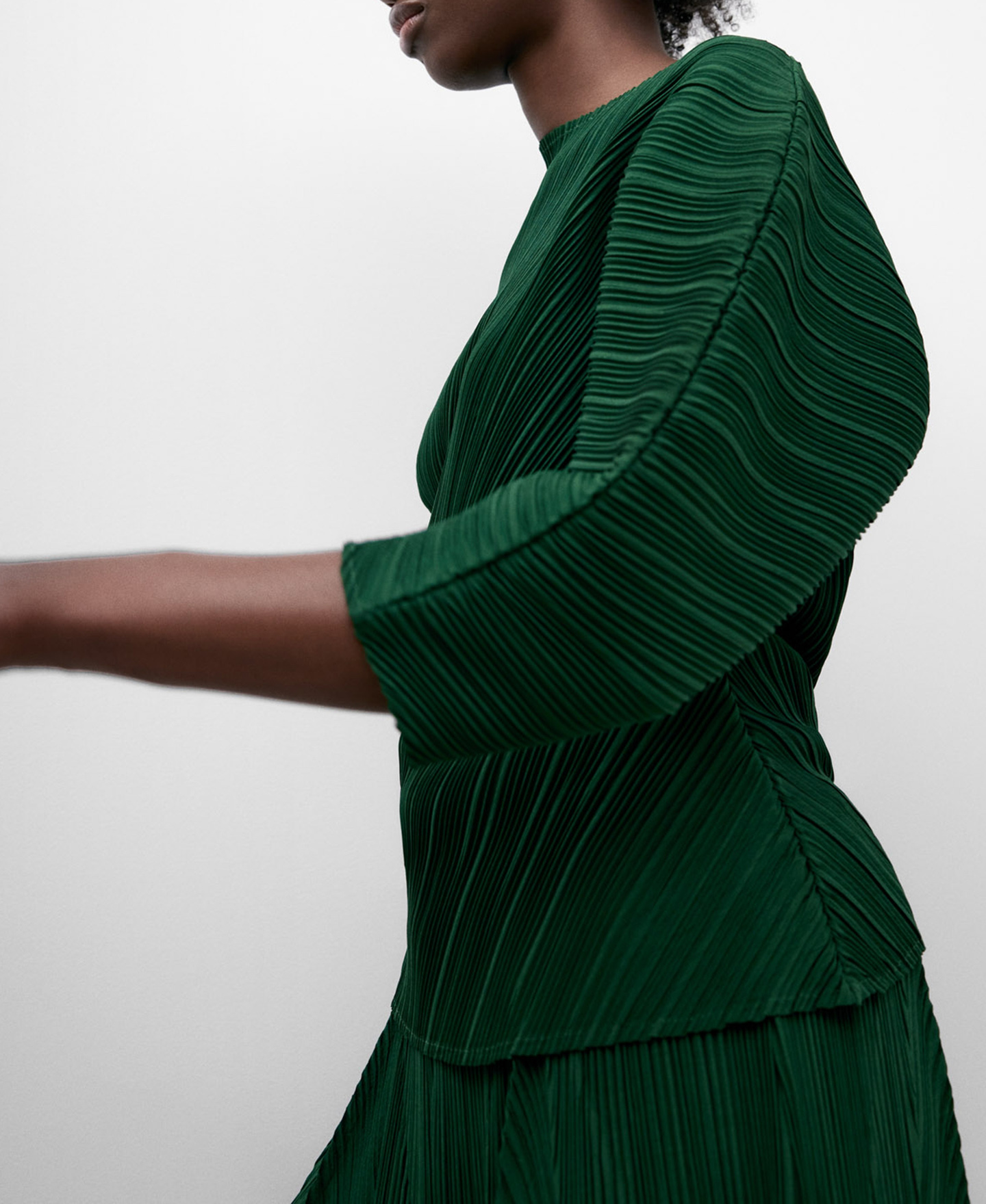 Top asimétrico en crinkle image number 3