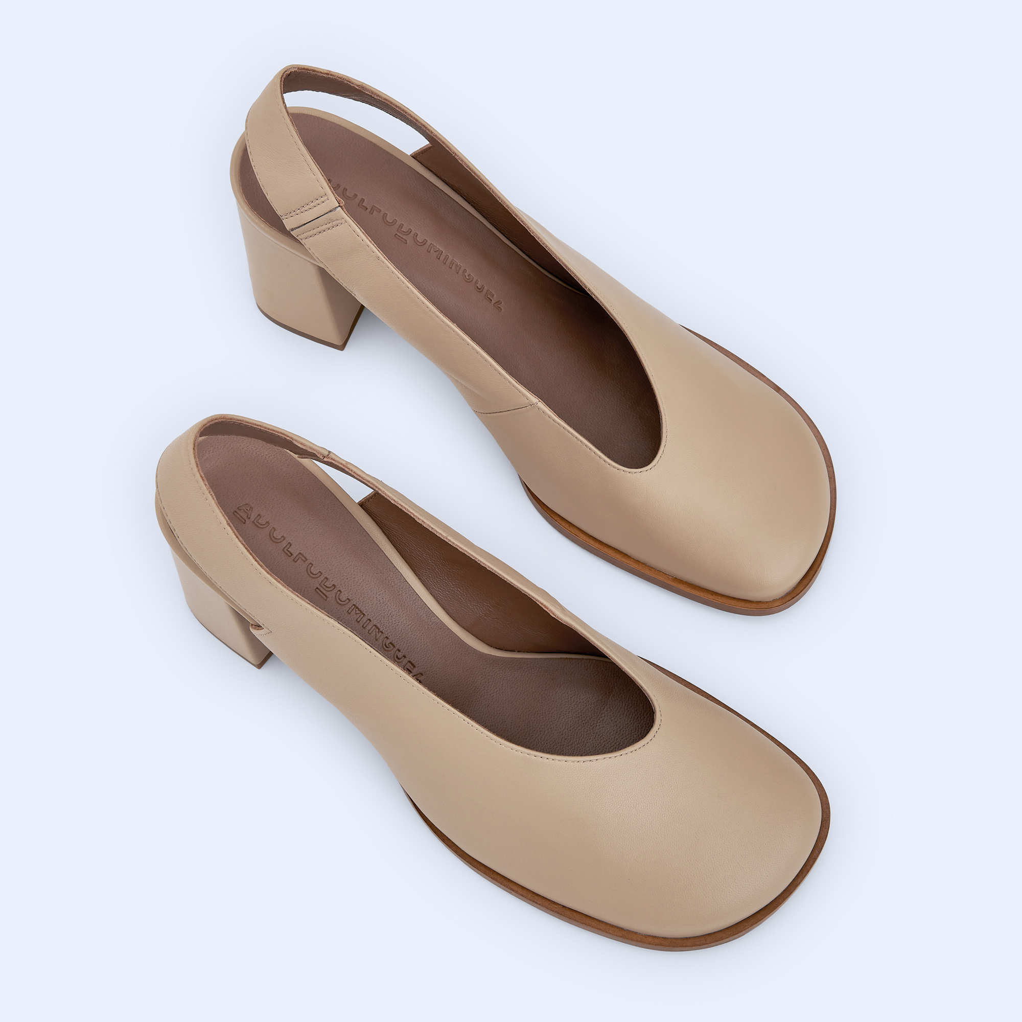 Assymetric leather shoe image number 1