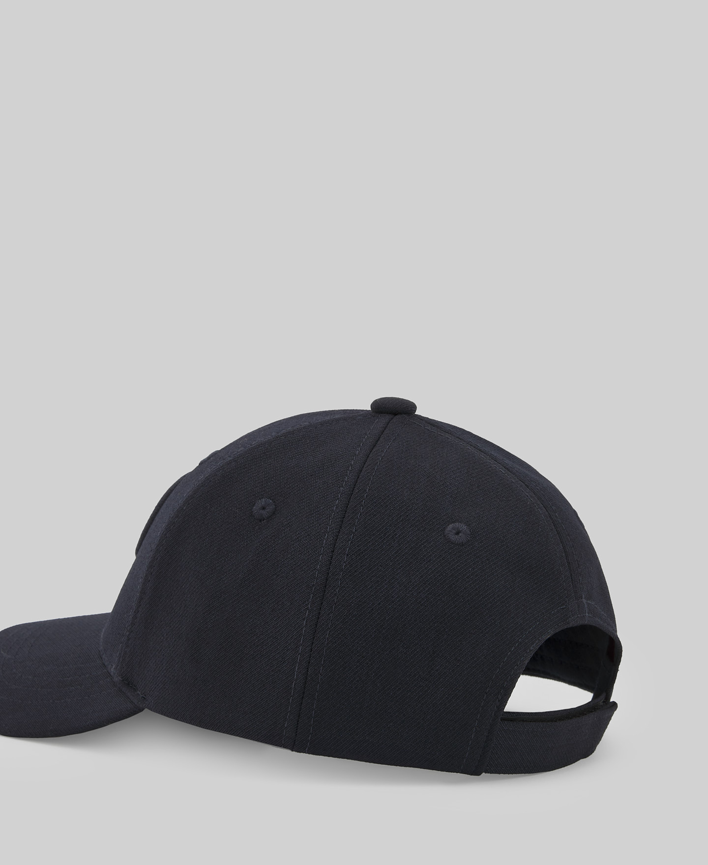 Gorra logo bordado mujer image number 2
