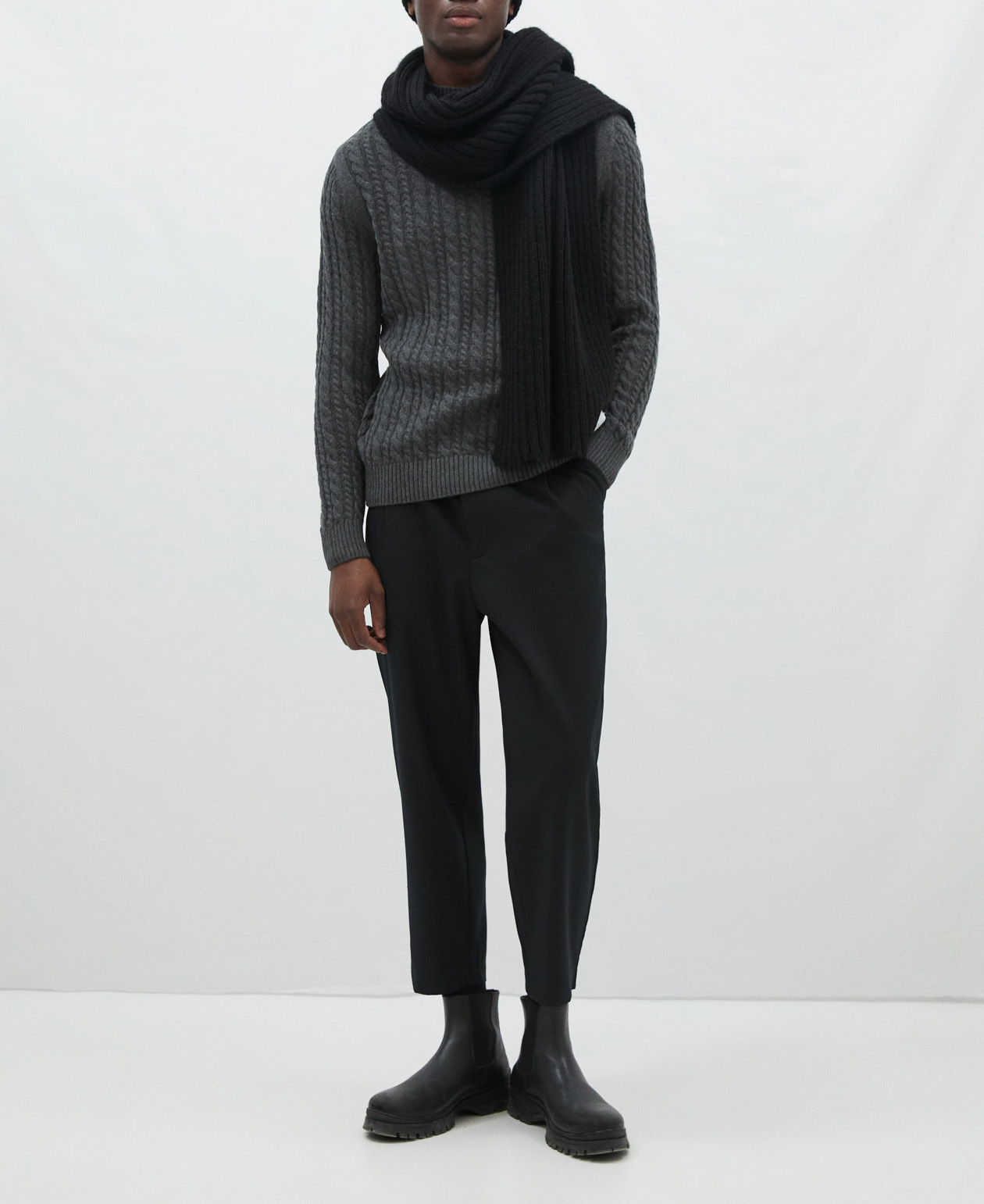 Cotton and wool eights sweater image number 1