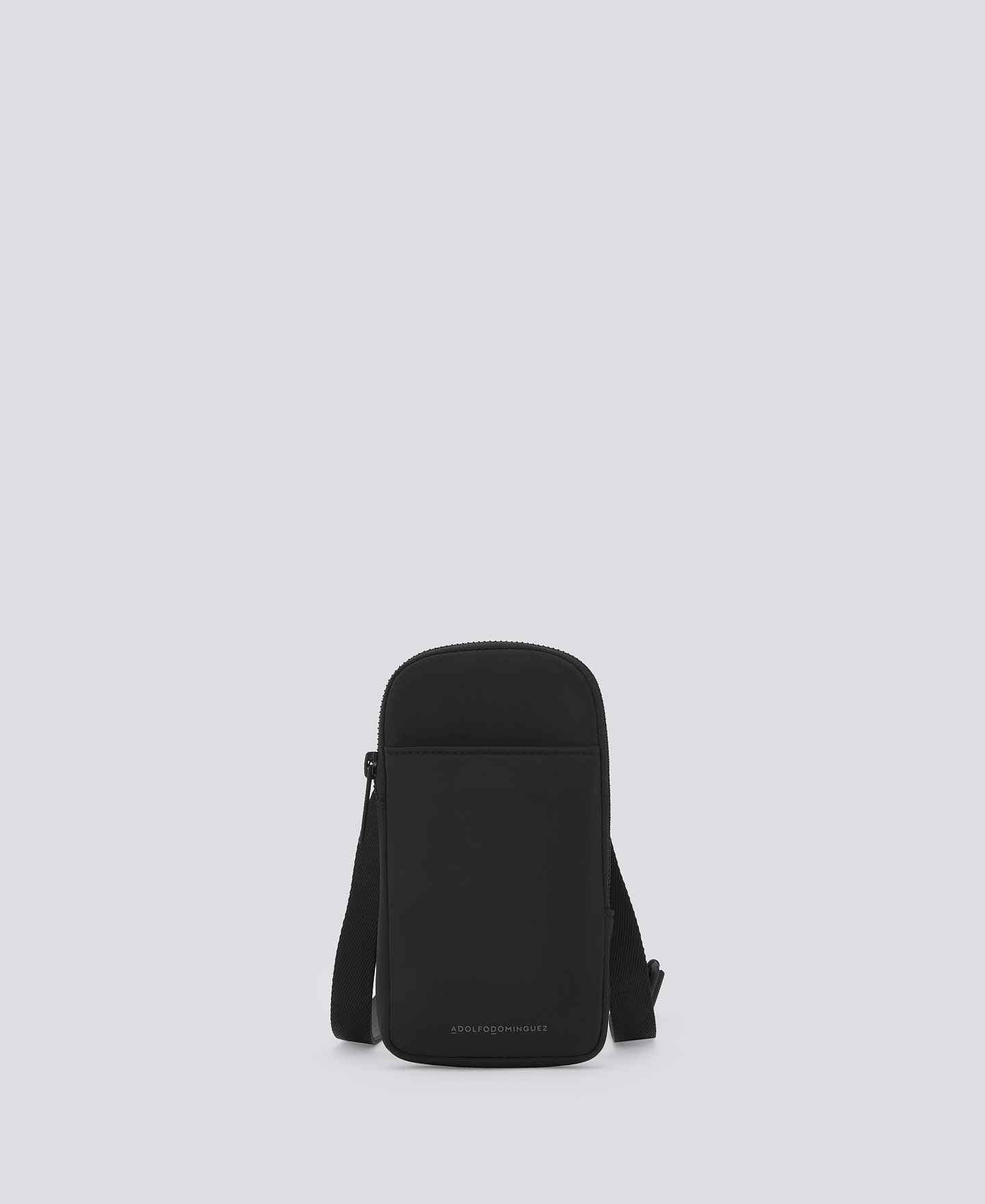 Recycled mobile phone holder man image number 0
