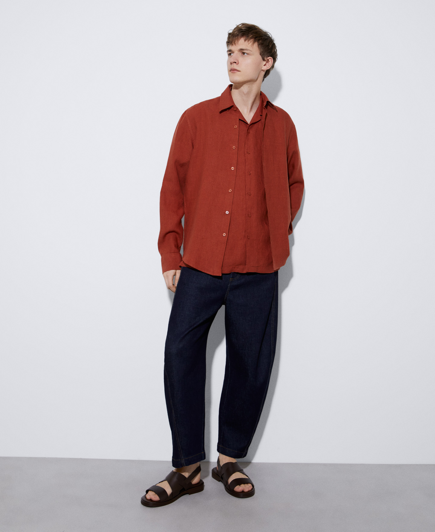 Bowling collar linen shirt image number 1