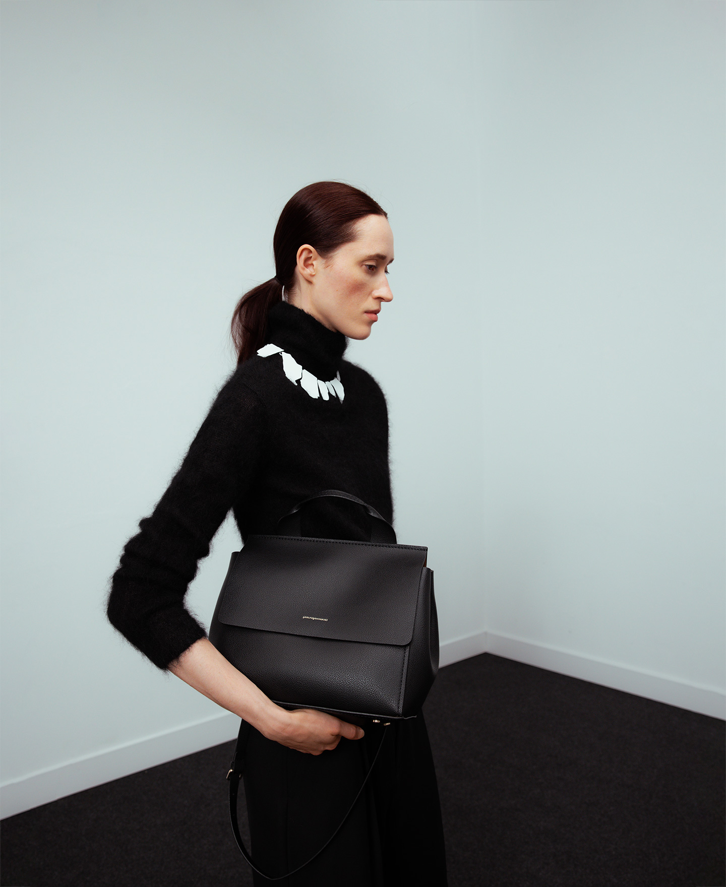 Mica flap bag woman image number 4