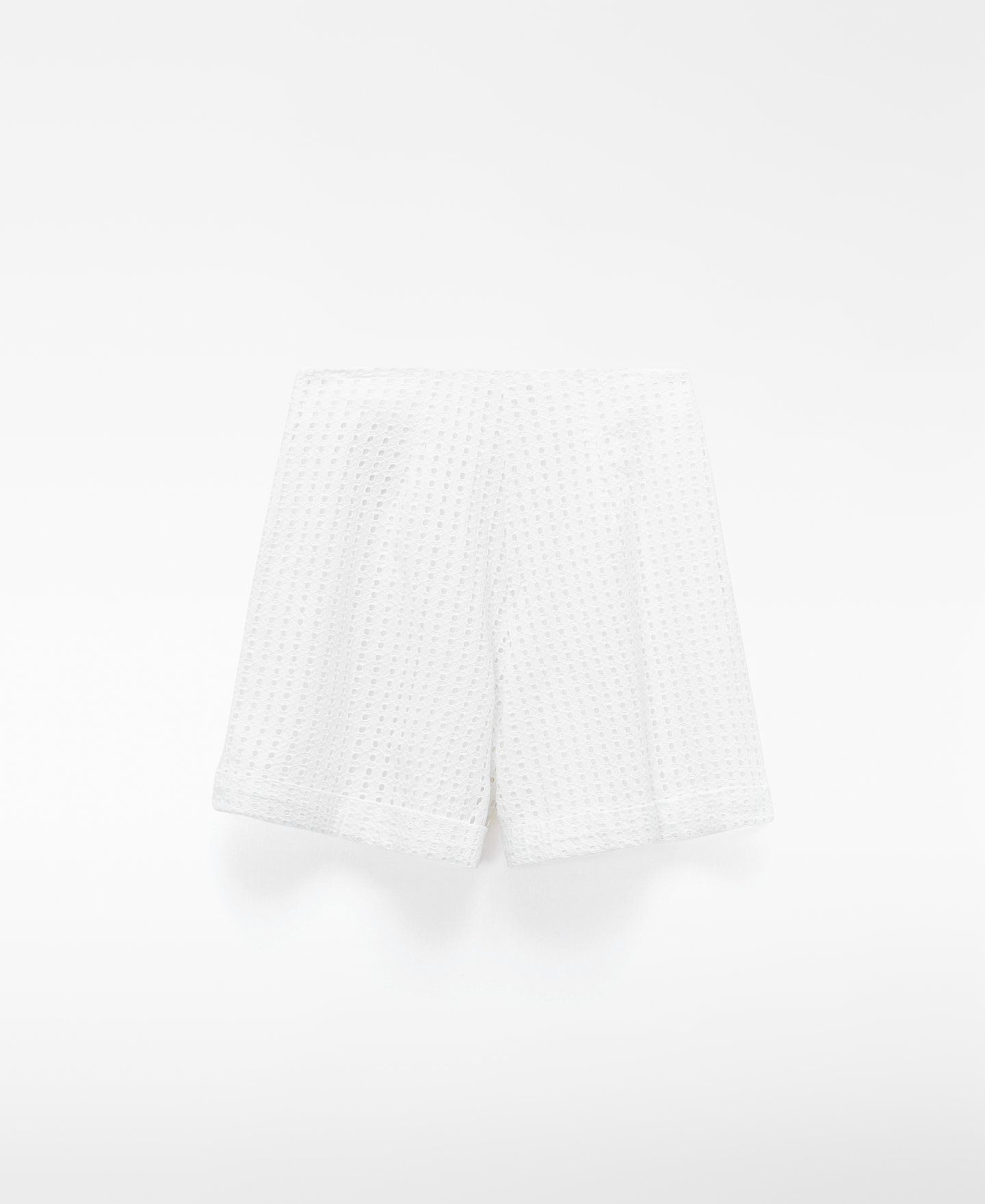 Bermuda bordado ingl&eacute;s popel&iacute;n image number 5