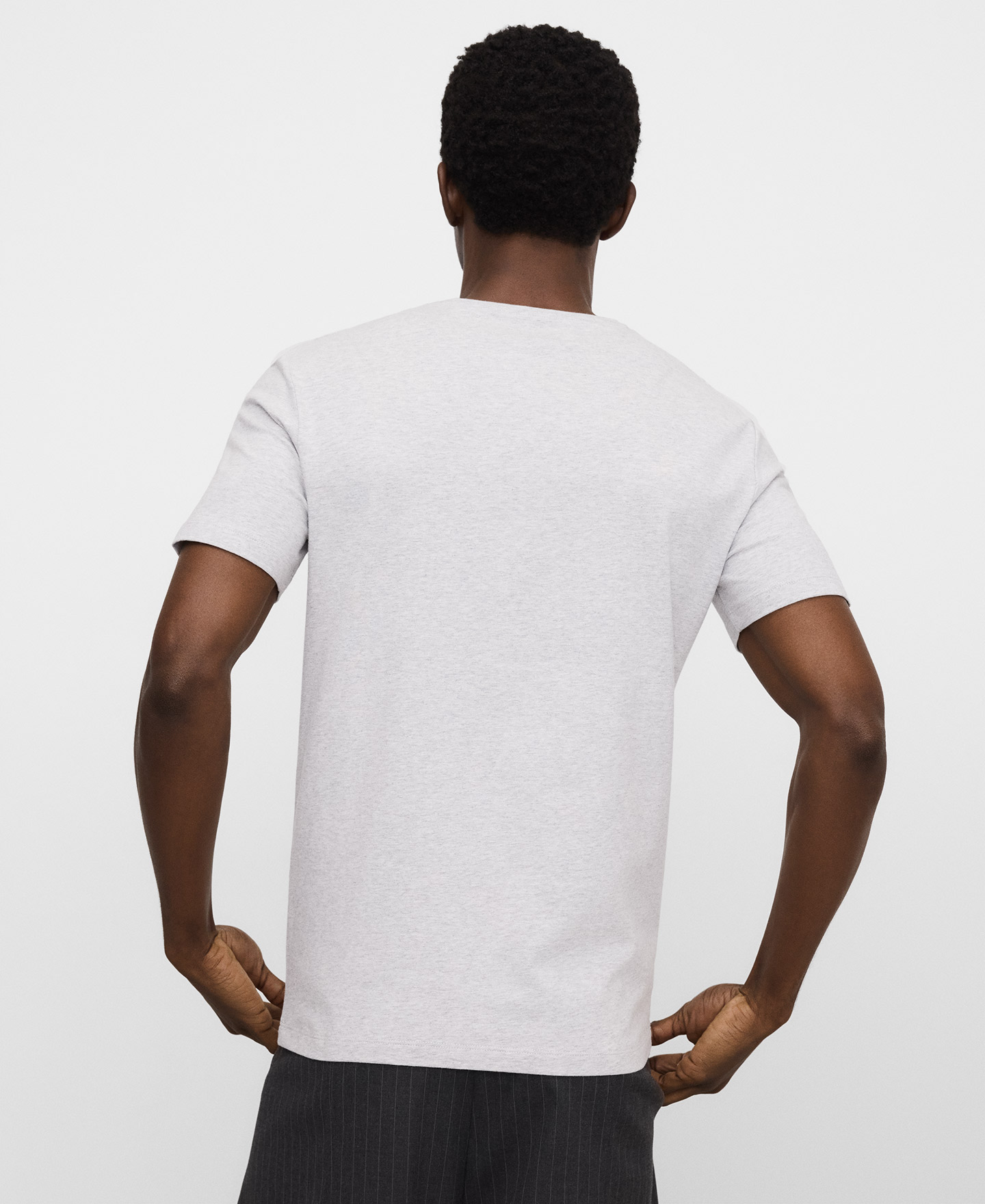 Cotton slim fit T-shirt image number 2