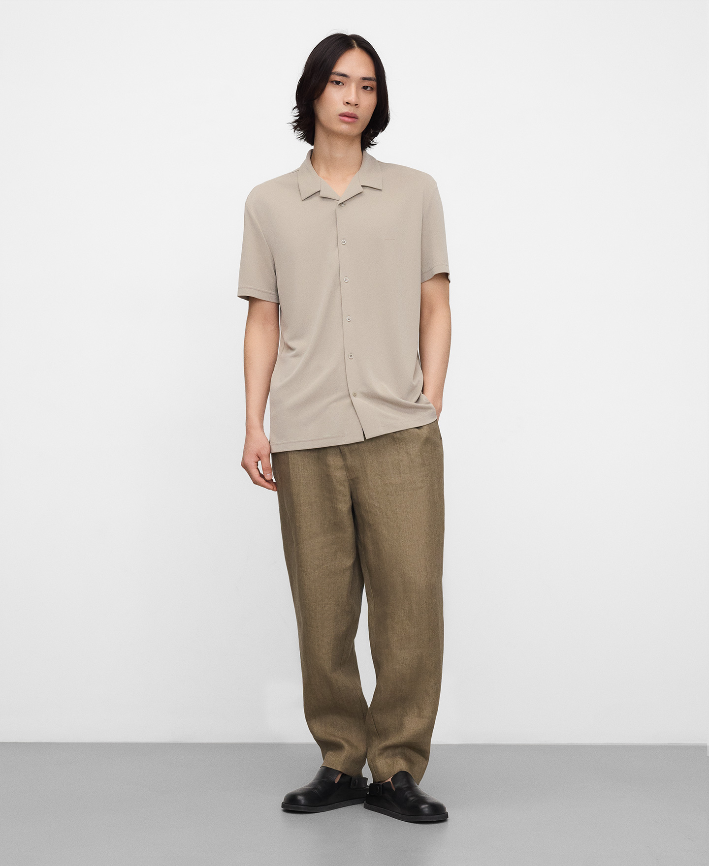 Camisa com gola bowling modal image number 1