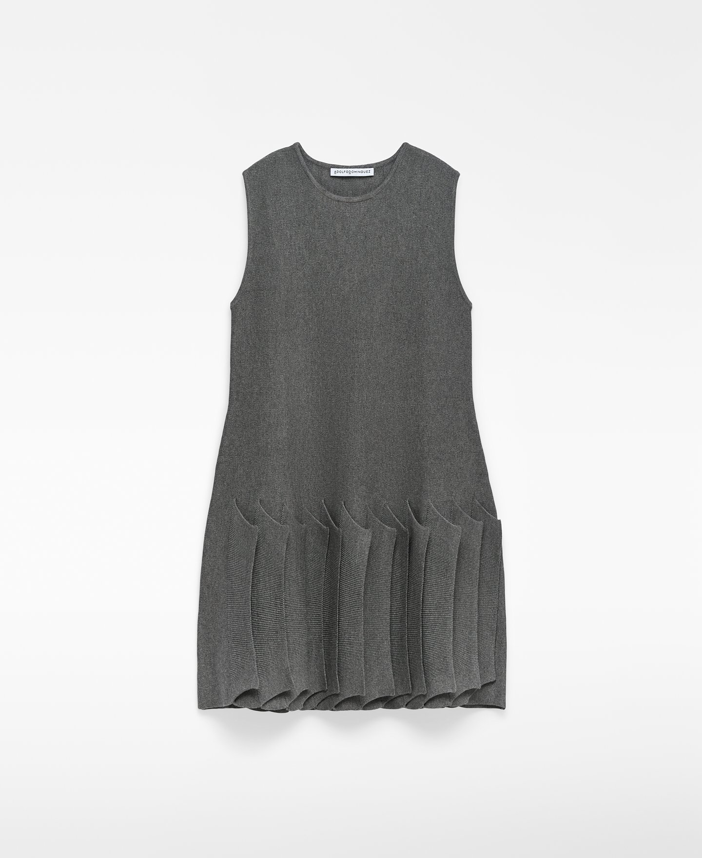Vestido punto bajo plisado mujer image number 4